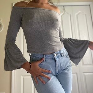 Long sleeve crop top